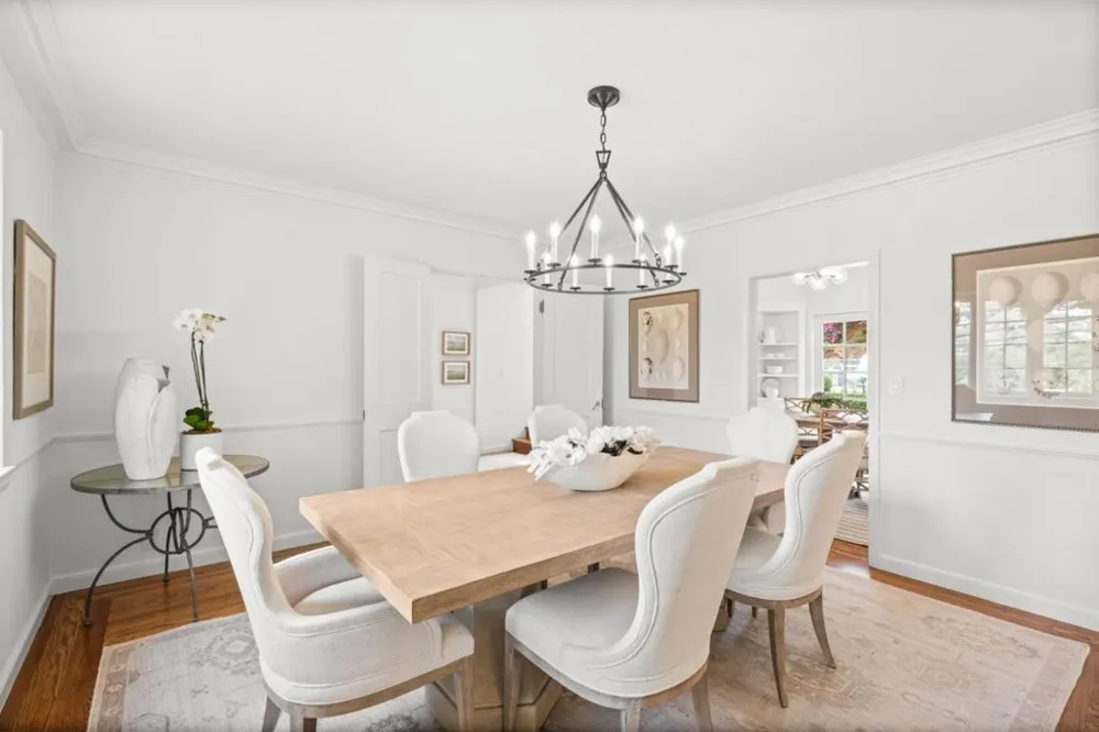 2835 Hillside Drive Burlingame, CA 94010