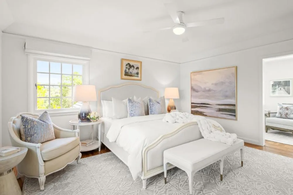 2835 Hillside Drive Burlingame, CA 94010