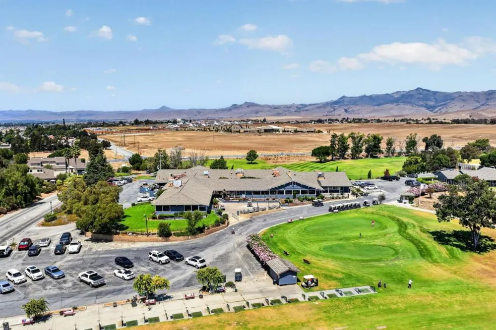 680 Ridgemark Drive Hollister, CA 95023