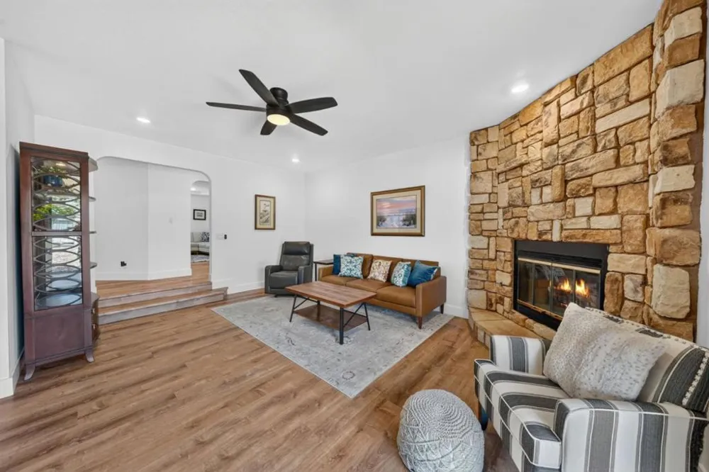 680 Ridgemark Drive Hollister, CA 95023