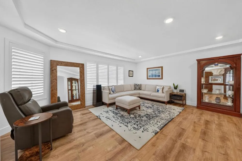 680 Ridgemark Drive Hollister, CA 95023