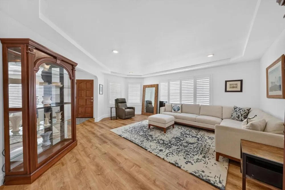 680 Ridgemark Drive Hollister, CA 95023