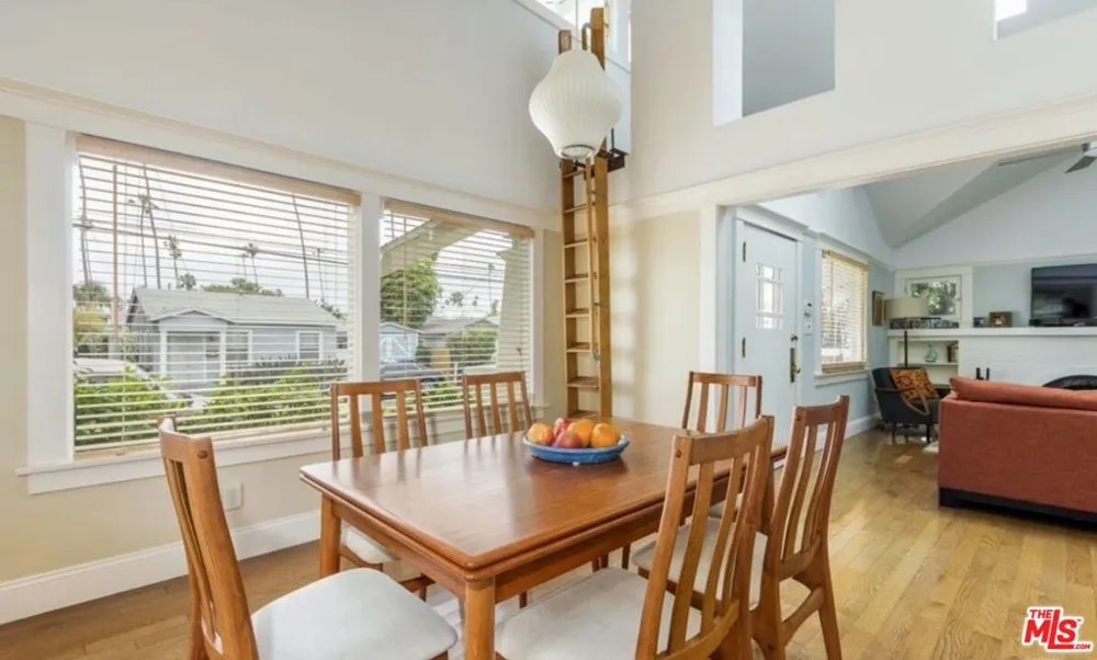 652 Woodlawn Avenue Venice, CA 90291