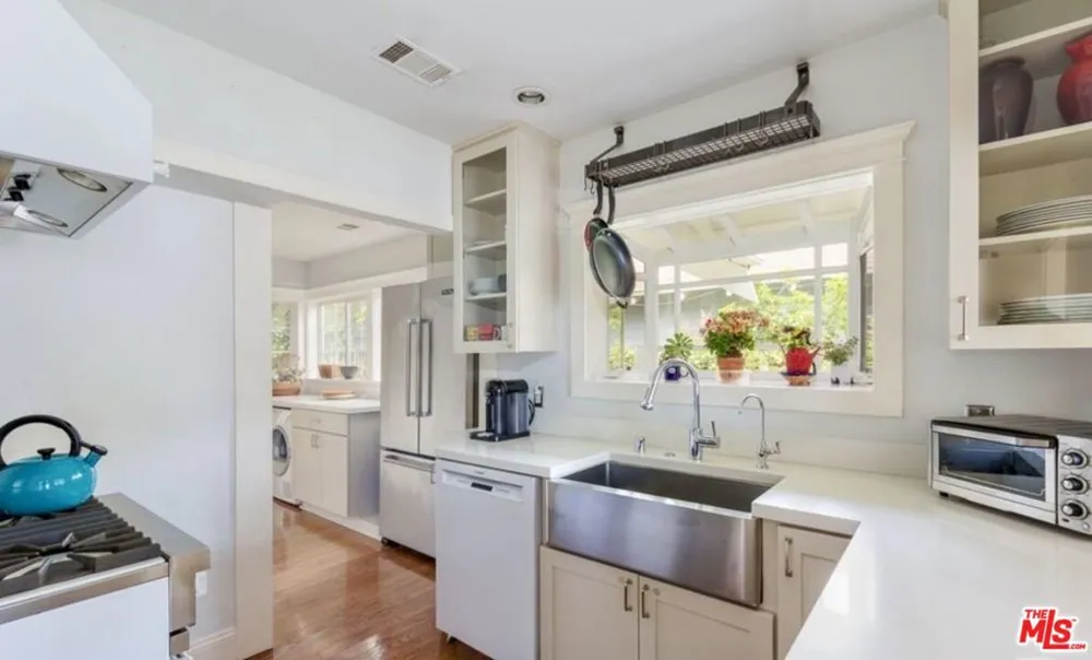 652 Woodlawn Avenue Venice, CA 90291