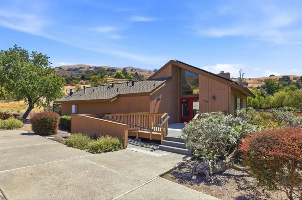 109 Spyglass Hill Road San Jose, CA 95127