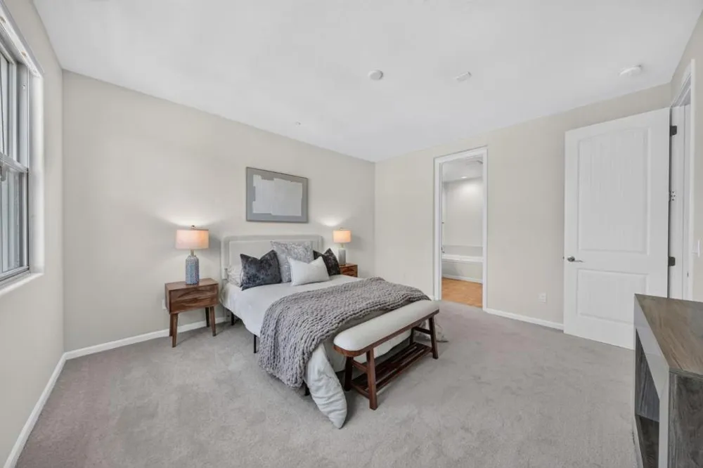 318 Expedition Lane Milpitas, CA 95035