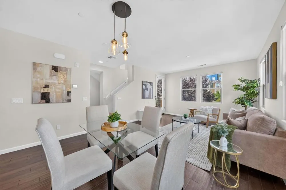 318 Expedition Lane Milpitas, CA 95035