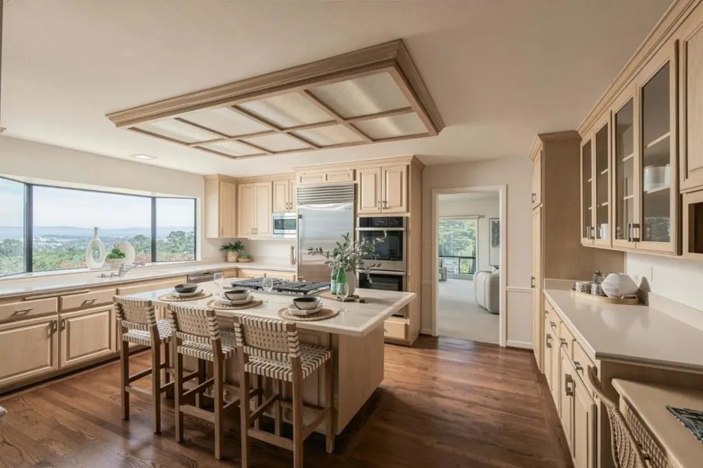 1806 Sebastian Drive Burlingame, CA 94010