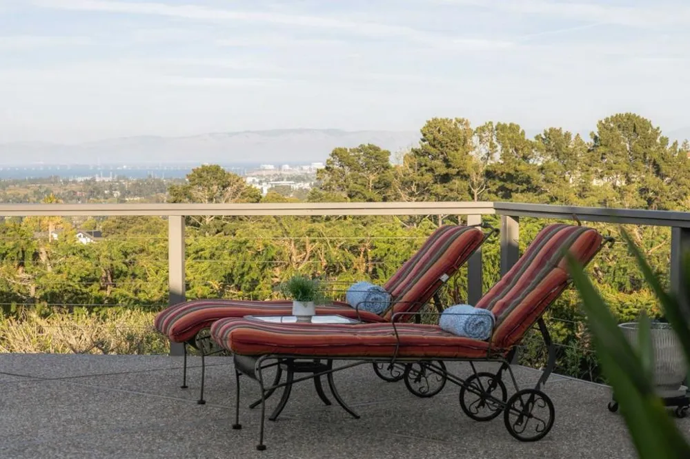 1806 Sebastian Drive Burlingame, CA 94010