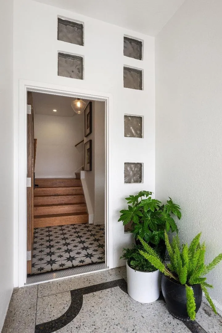 680 Los Palmos Drive San Francisco, CA 94127