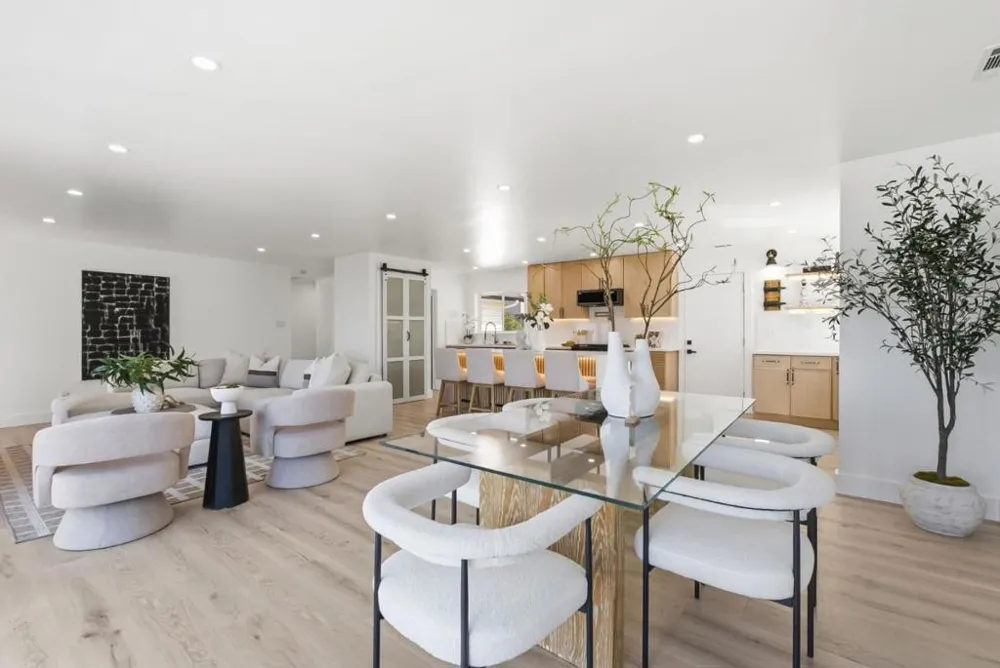 141 Rishell Drive Oakland, CA 94619
