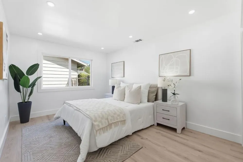 141 Rishell Drive Oakland, CA 94619