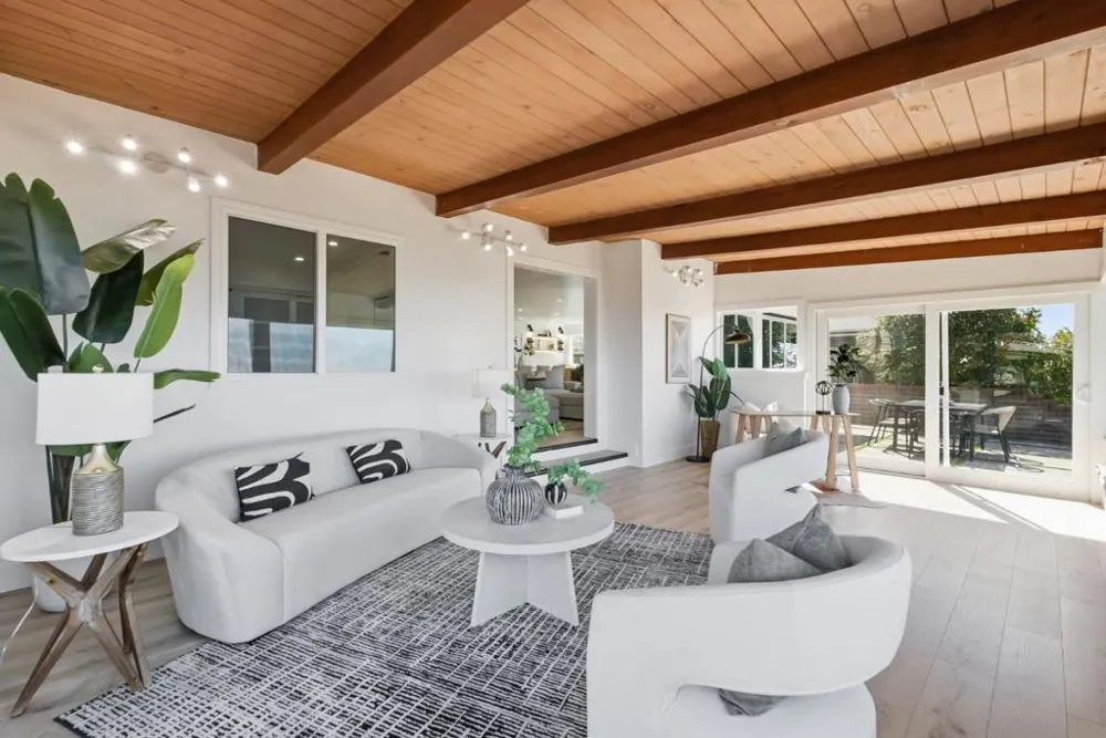 141 Rishell Drive Oakland, CA 94619