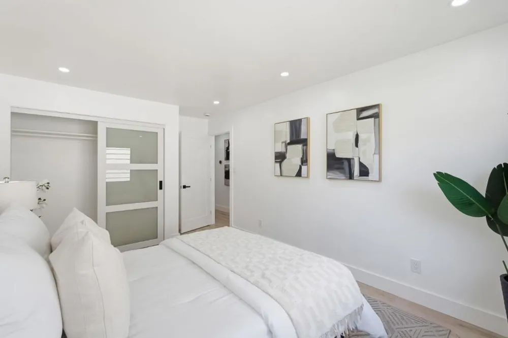 141 Rishell Drive Oakland, CA 94619