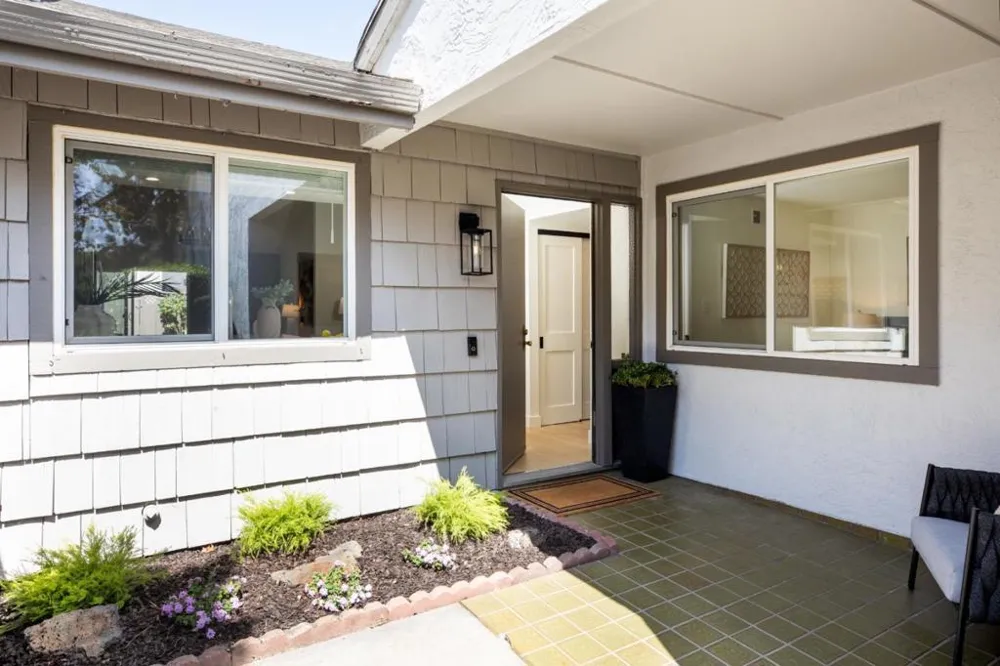 858 Erickson Lane Foster City, CA 94404