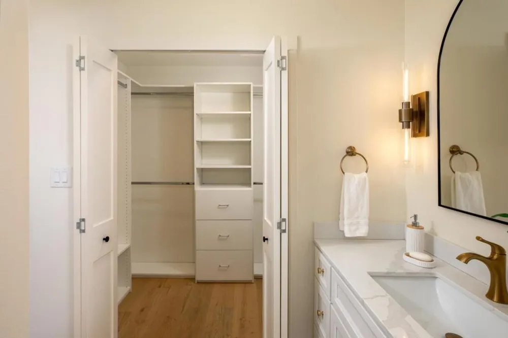 858 Erickson Lane Foster City, CA 94404