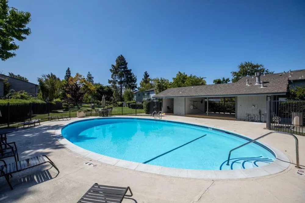 858 Erickson Lane Foster City, CA 94404