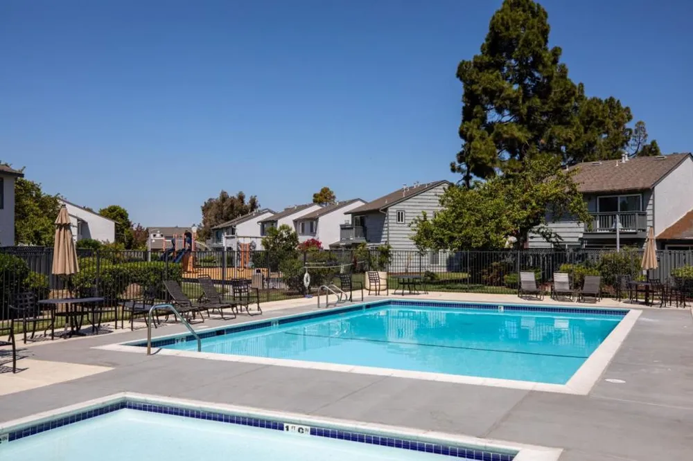 858 Erickson Lane Foster City, CA 94404