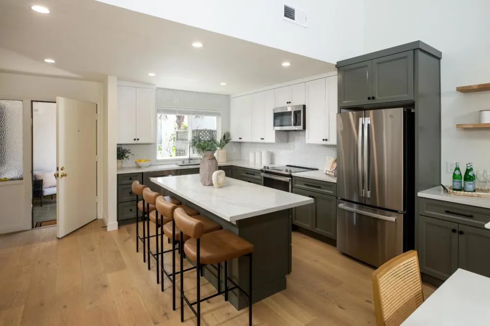 858 Erickson Lane Foster City, CA 94404