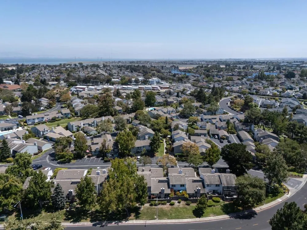 858 Erickson Lane Foster City, CA 94404