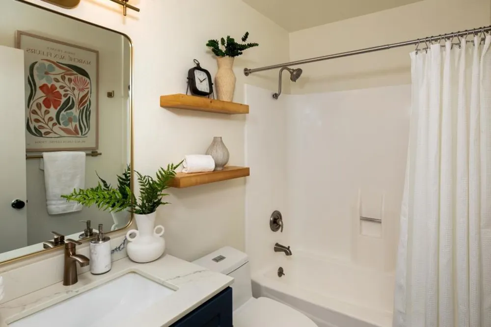 858 Erickson Lane Foster City, CA 94404