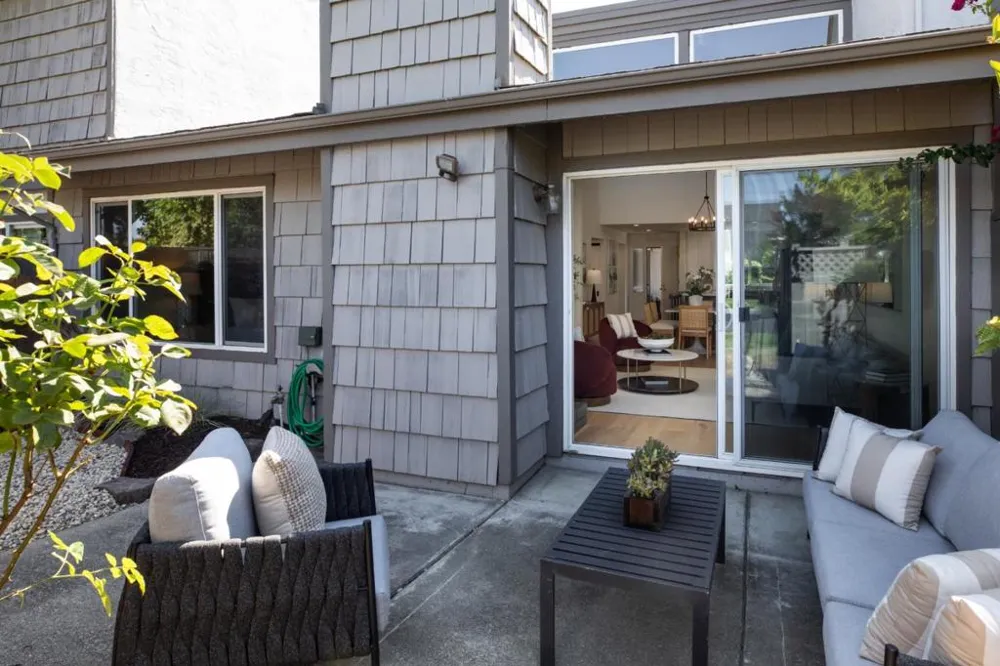 858 Erickson Lane Foster City, CA 94404