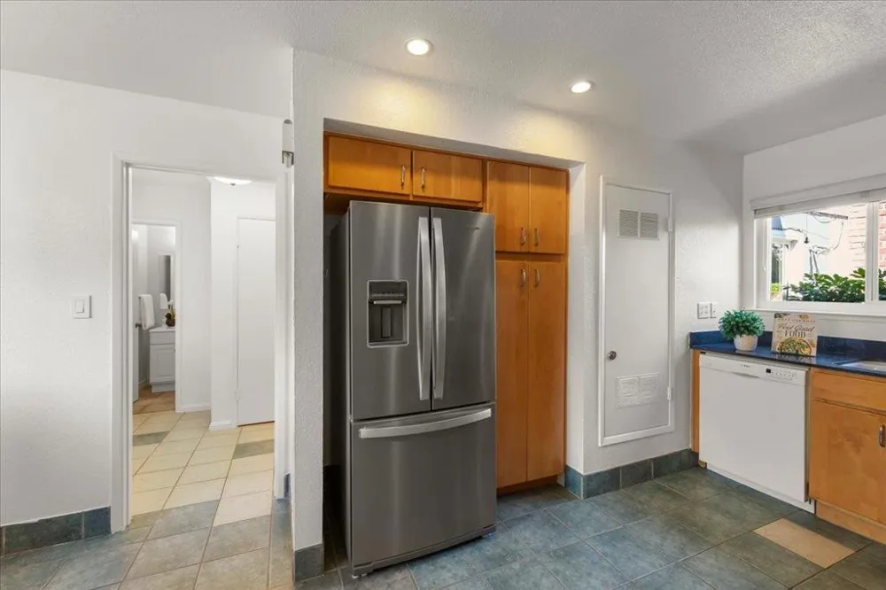1508 Wildrose Way Mountain View, CA 94043