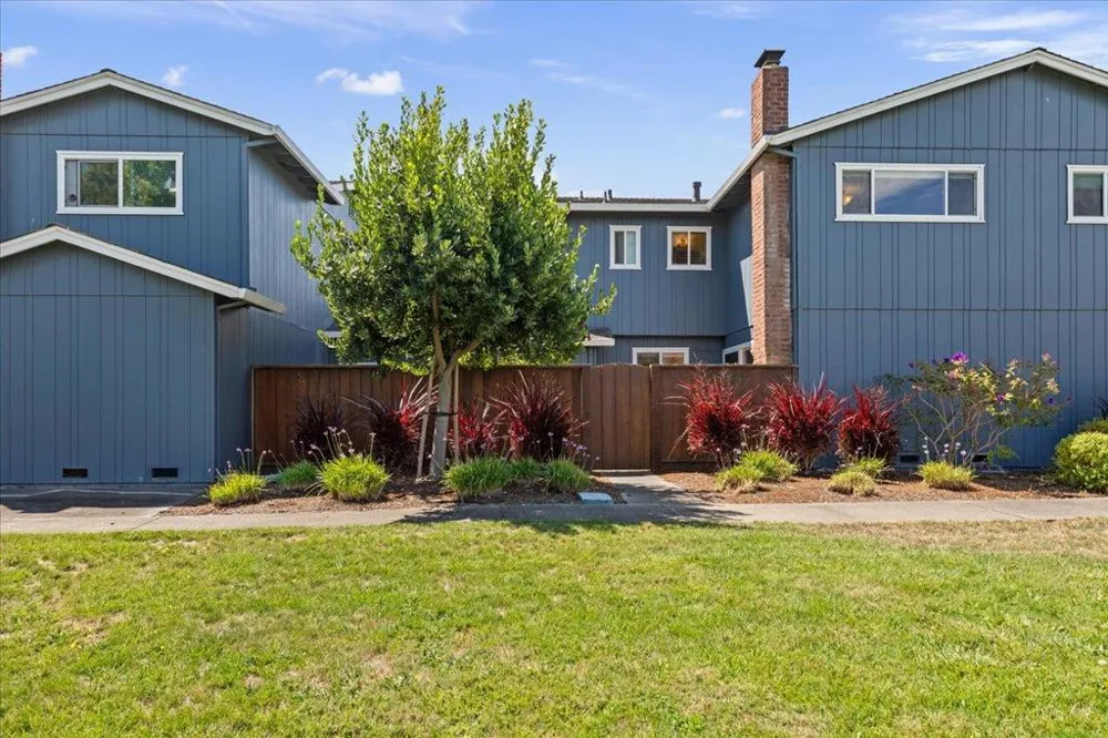 1508 Wildrose Way Mountain View, CA 94043