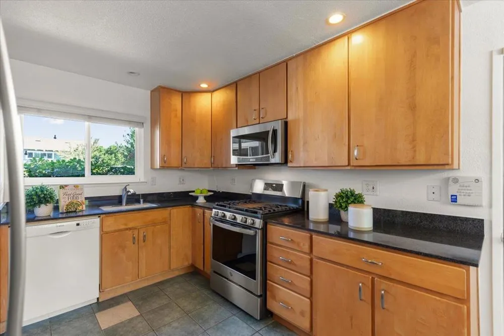 1508 Wildrose Way Mountain View, CA 94043