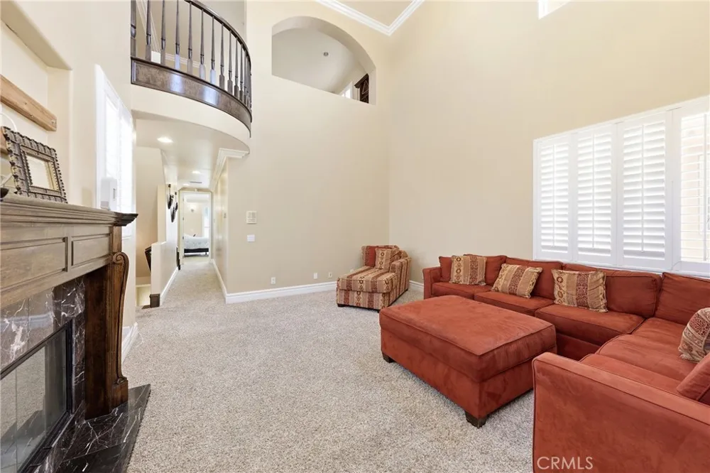 211 Chicago Ave Huntington Beach, CA 92648