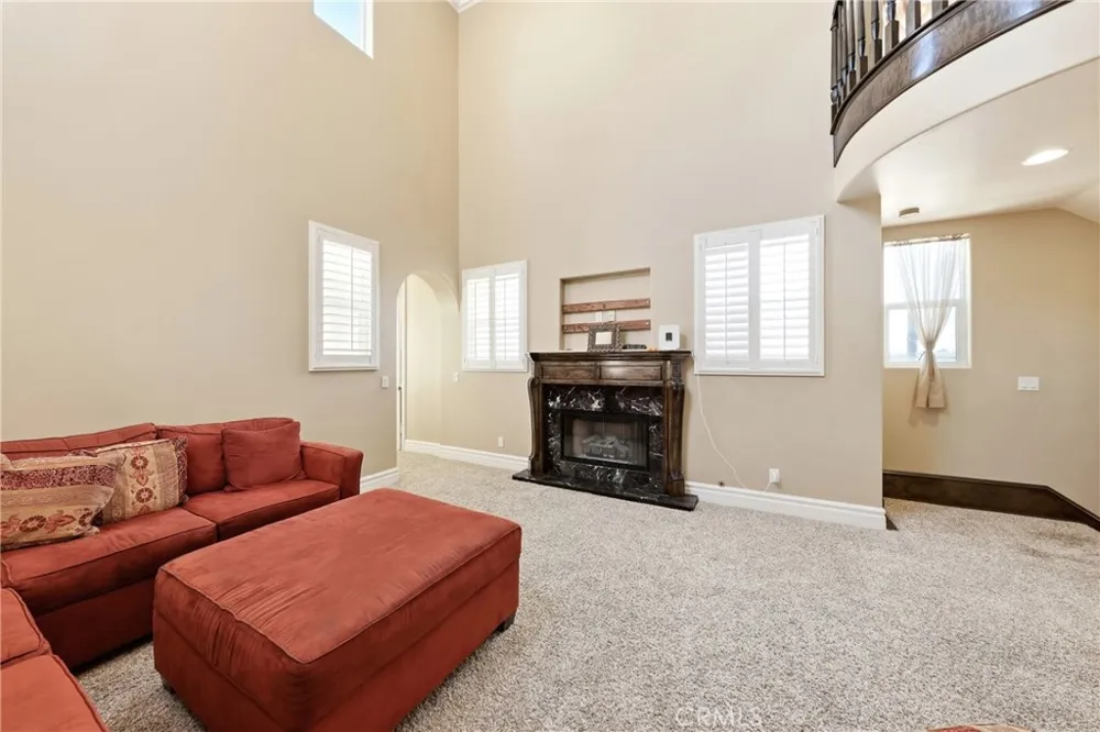 211 Chicago Ave Huntington Beach, CA 92648