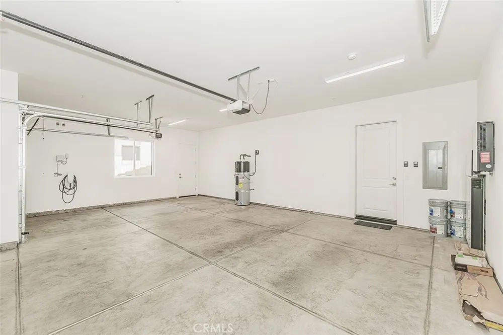 2825 E Beech Tree Clovis, CA 93619