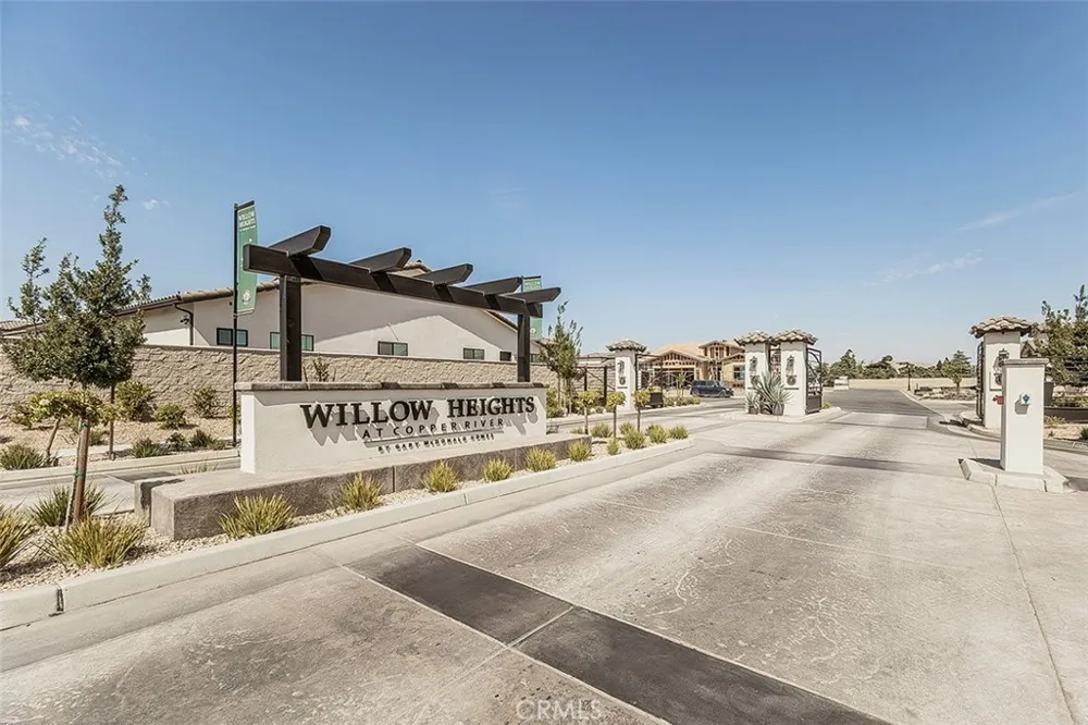 2825 E Beech Tree Clovis, CA 93619