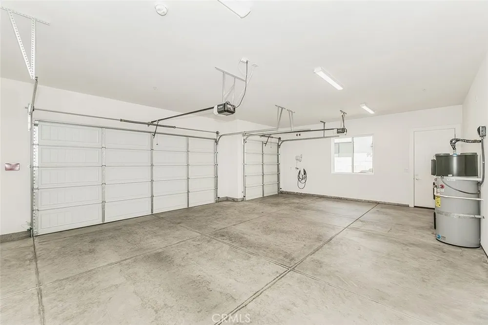 2825 E Beech Tree Clovis, CA 93619
