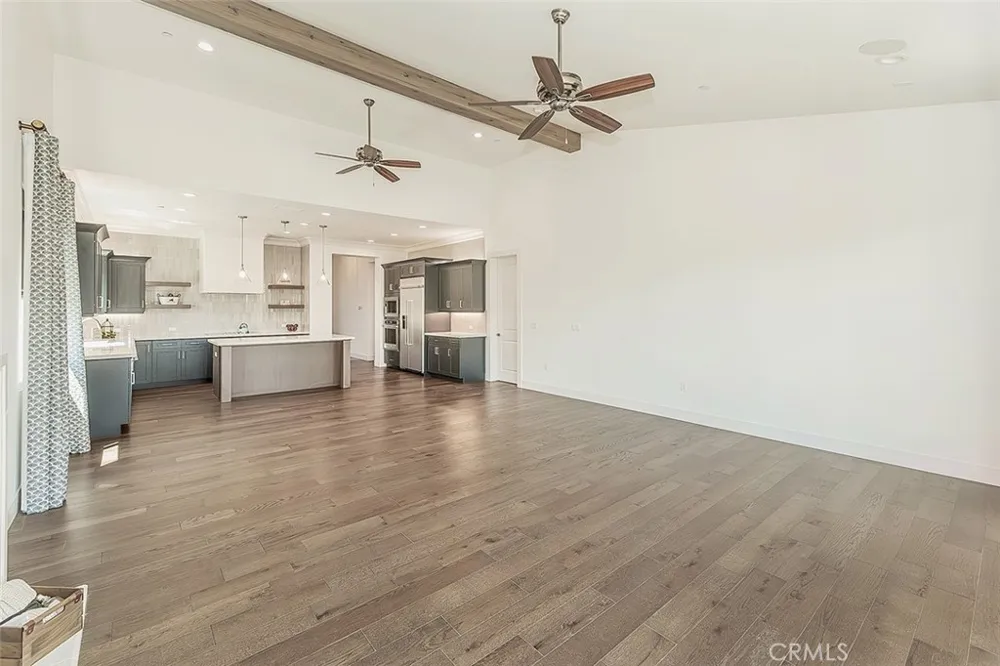 2825 E Beech Tree Clovis, CA 93619