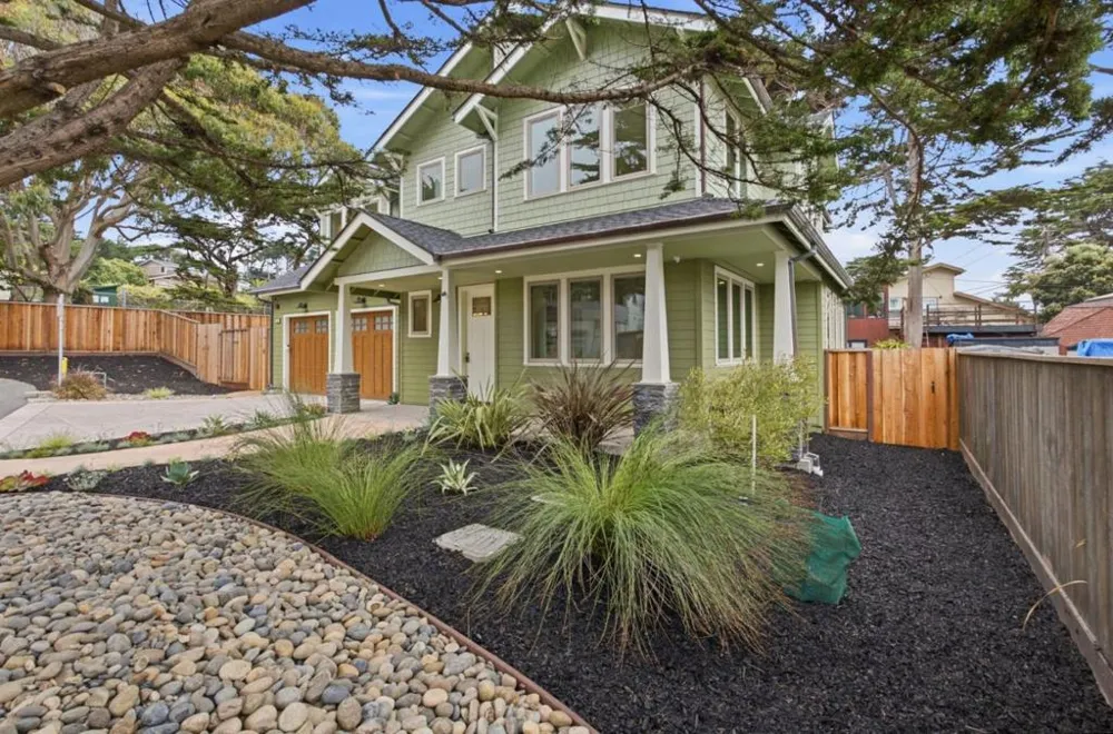 61 Wylvale Avenue Moss Beach, CA 94038