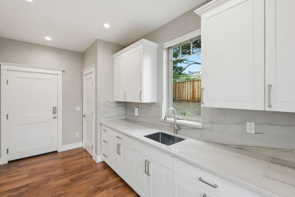 61 Wylvale Avenue Moss Beach, CA 94038