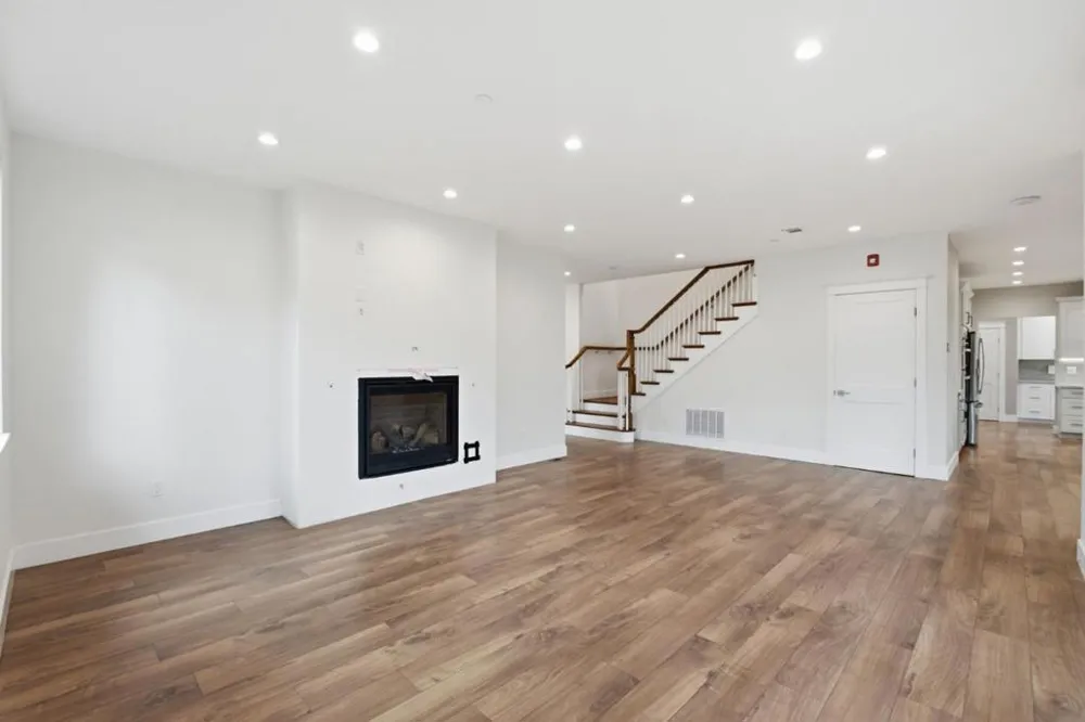 61 Wylvale Avenue Moss Beach, CA 94038