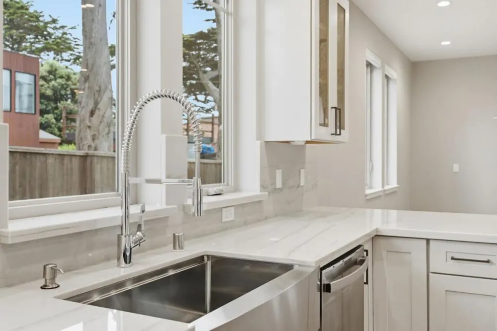 61 Wylvale Avenue Moss Beach, CA 94038
