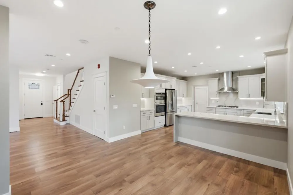 61 Wylvale Avenue Moss Beach, CA 94038