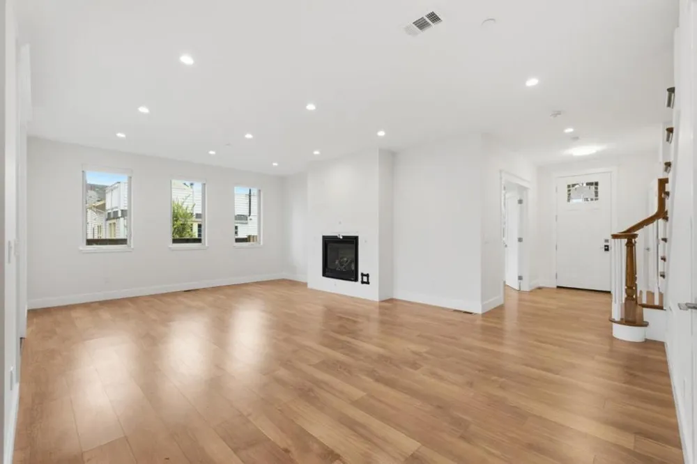 61 Wylvale Avenue Moss Beach, CA 94038