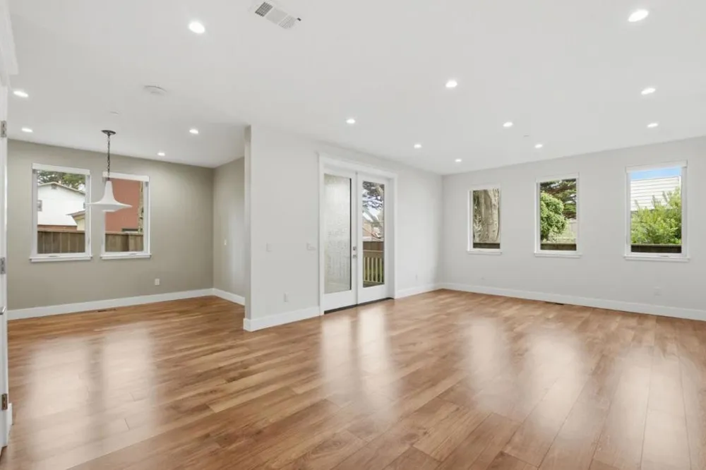 61 Wylvale Avenue Moss Beach, CA 94038