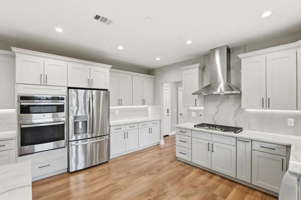 61 Wylvale Avenue Moss Beach, CA 94038
