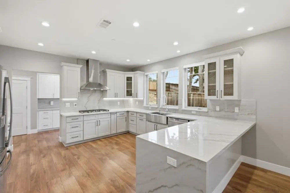 61 Wylvale Avenue Moss Beach, CA 94038