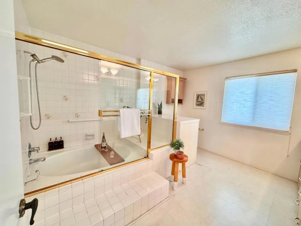 1857 Los Encantos Court Los Gatos, CA 95032