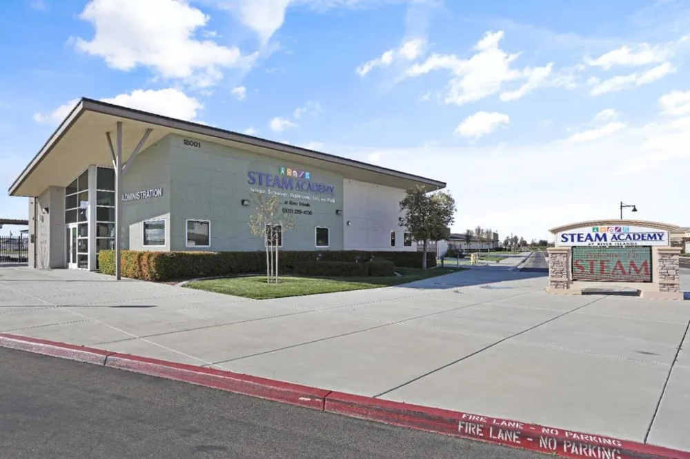 16562 Arbuckle Avenue Lathrop, CA 95330