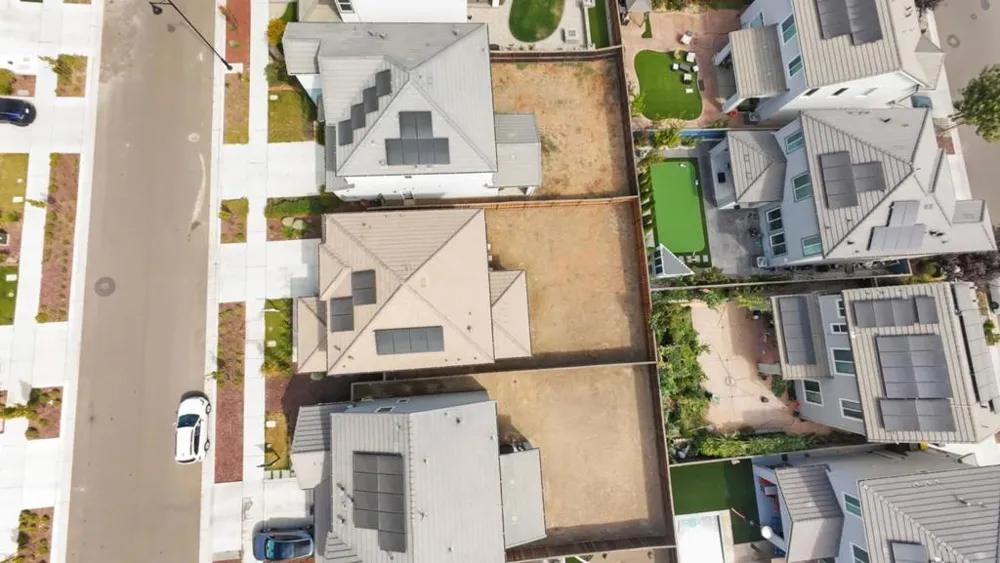 16562 Arbuckle Avenue Lathrop, CA 95330