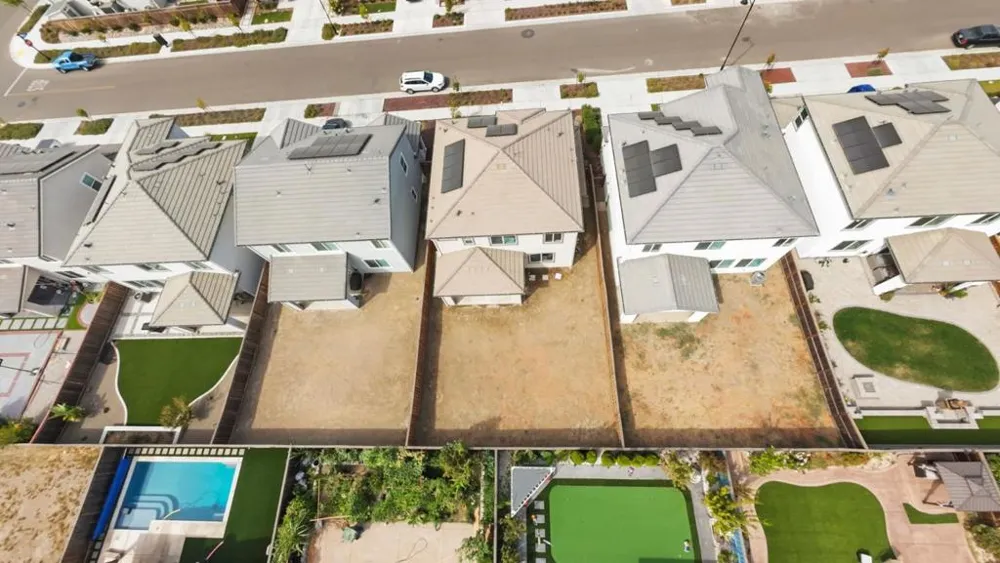16562 Arbuckle Avenue Lathrop, CA 95330
