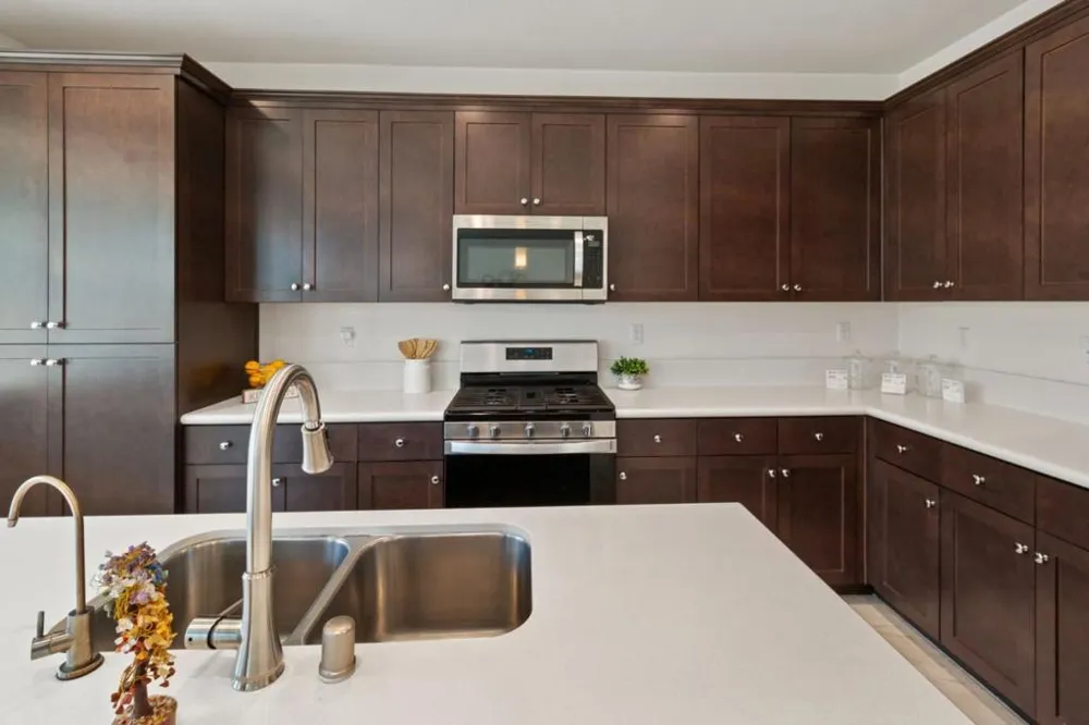 16562 Arbuckle Avenue Lathrop, CA 95330