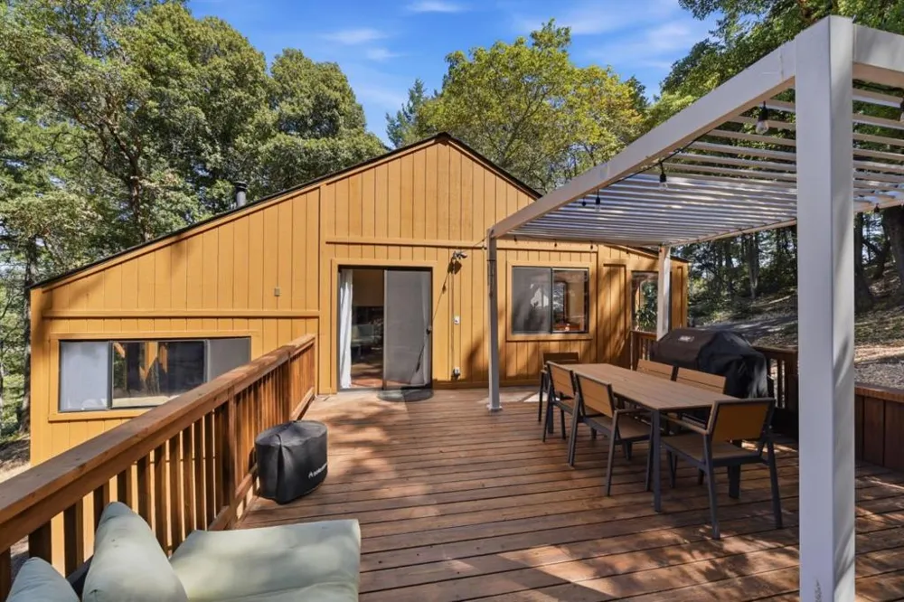 22163 Miller Ridge Road Los Gatos, CA 95033